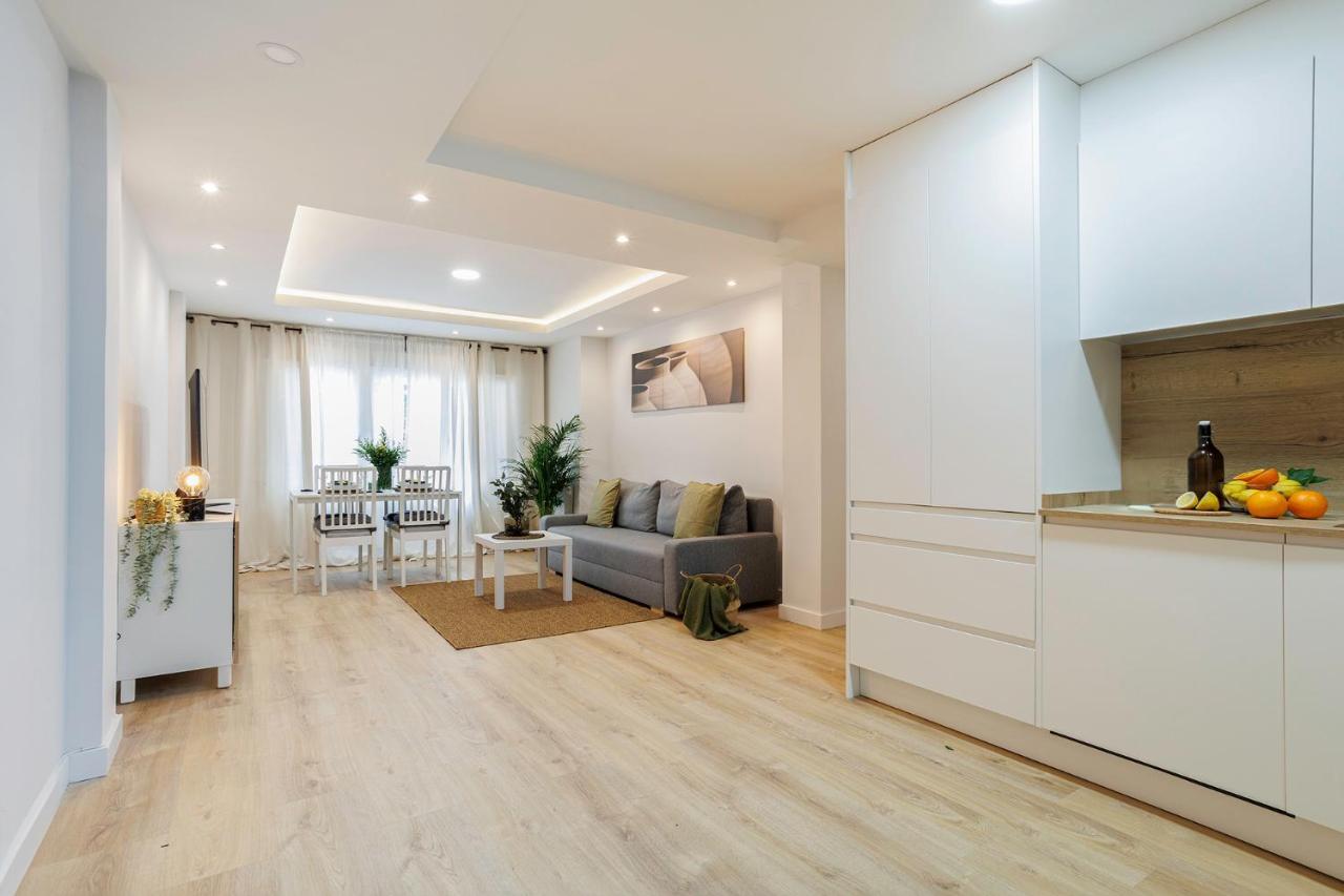 Genesis Apartment In Madrid Buitenkant foto