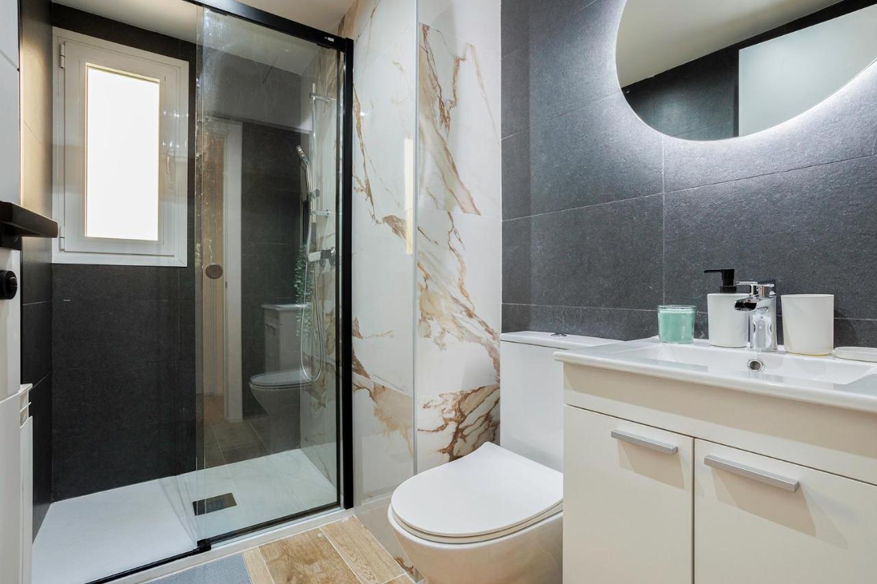 Genesis Apartment In Madrid Buitenkant foto