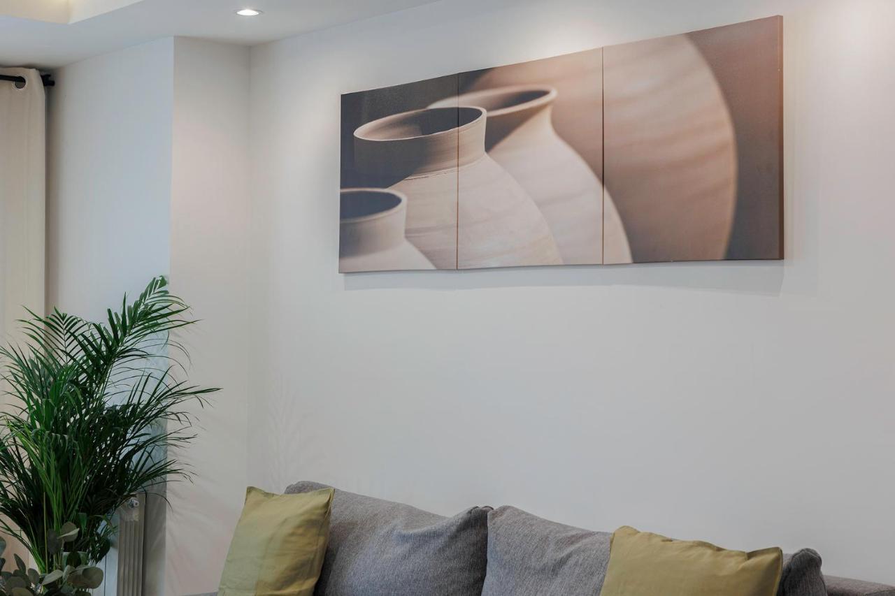 Genesis Apartment In Madrid Buitenkant foto