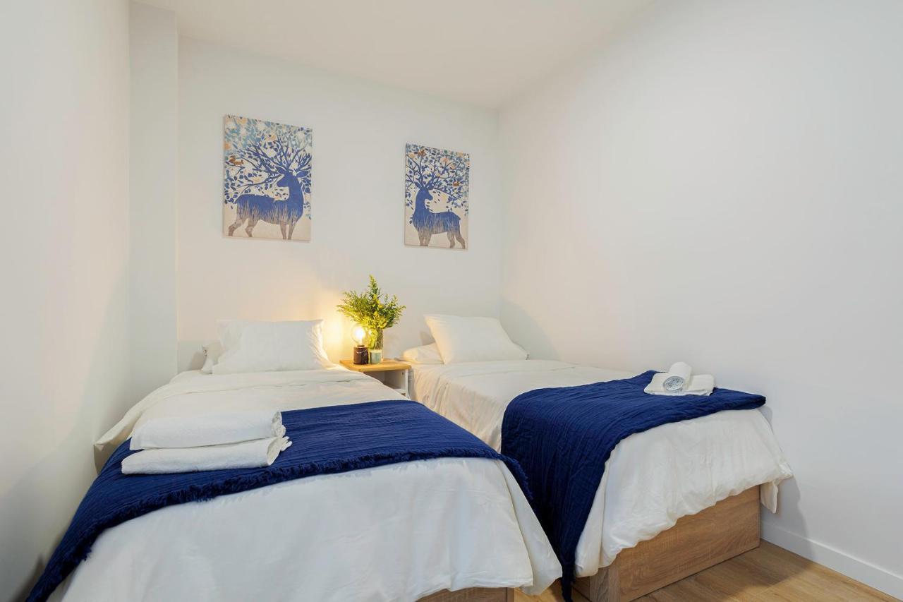 Genesis Apartment In Madrid Buitenkant foto
